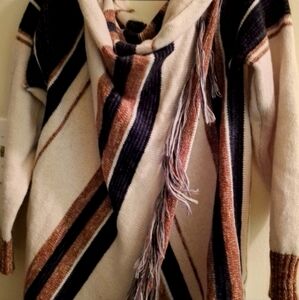NEW BEAUTIFUL WRAP, AND SWEATER! WARM!!!!